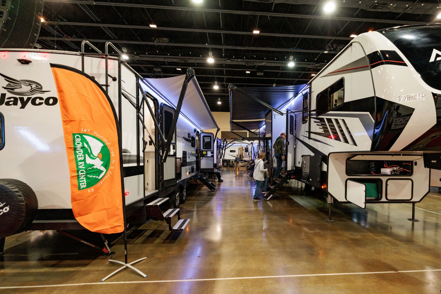 15 Things to Know Before You Go to an RV Show