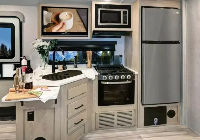 Where to Find RV Replacement Cabinets