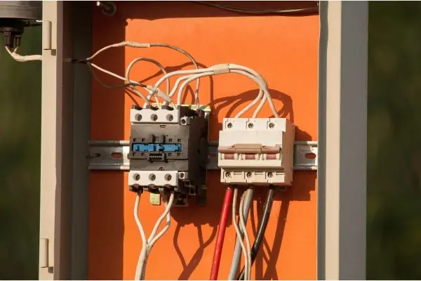 What Size Wire Do You Need For A 40 Amp Breaker (1)